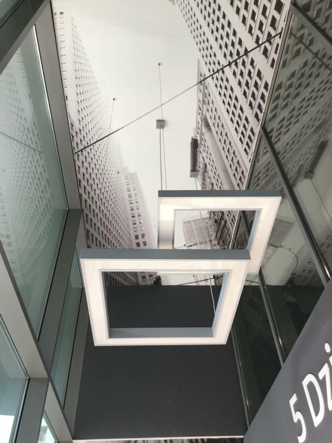 Shoq With Private Parking